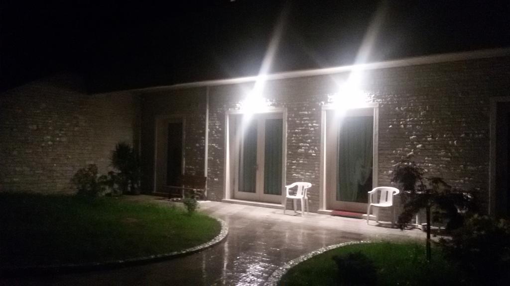 Affittacamere Rubino Guest House Ponte nellʼAlpi Eksteriør bilde