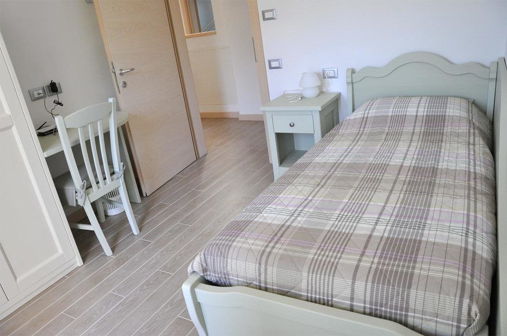 Affittacamere Rubino Guest House Ponte nellʼAlpi Eksteriør bilde
