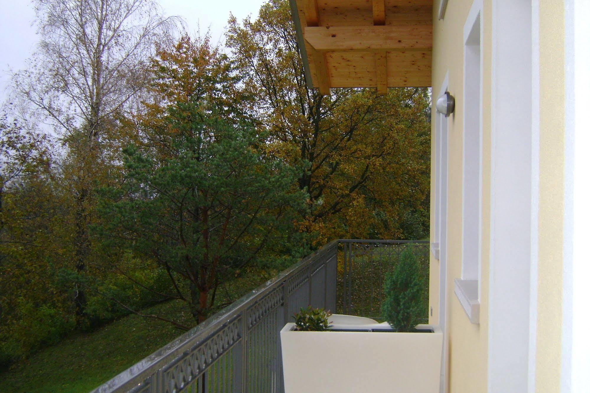 Affittacamere Rubino Guest House Ponte nellʼAlpi Eksteriør bilde