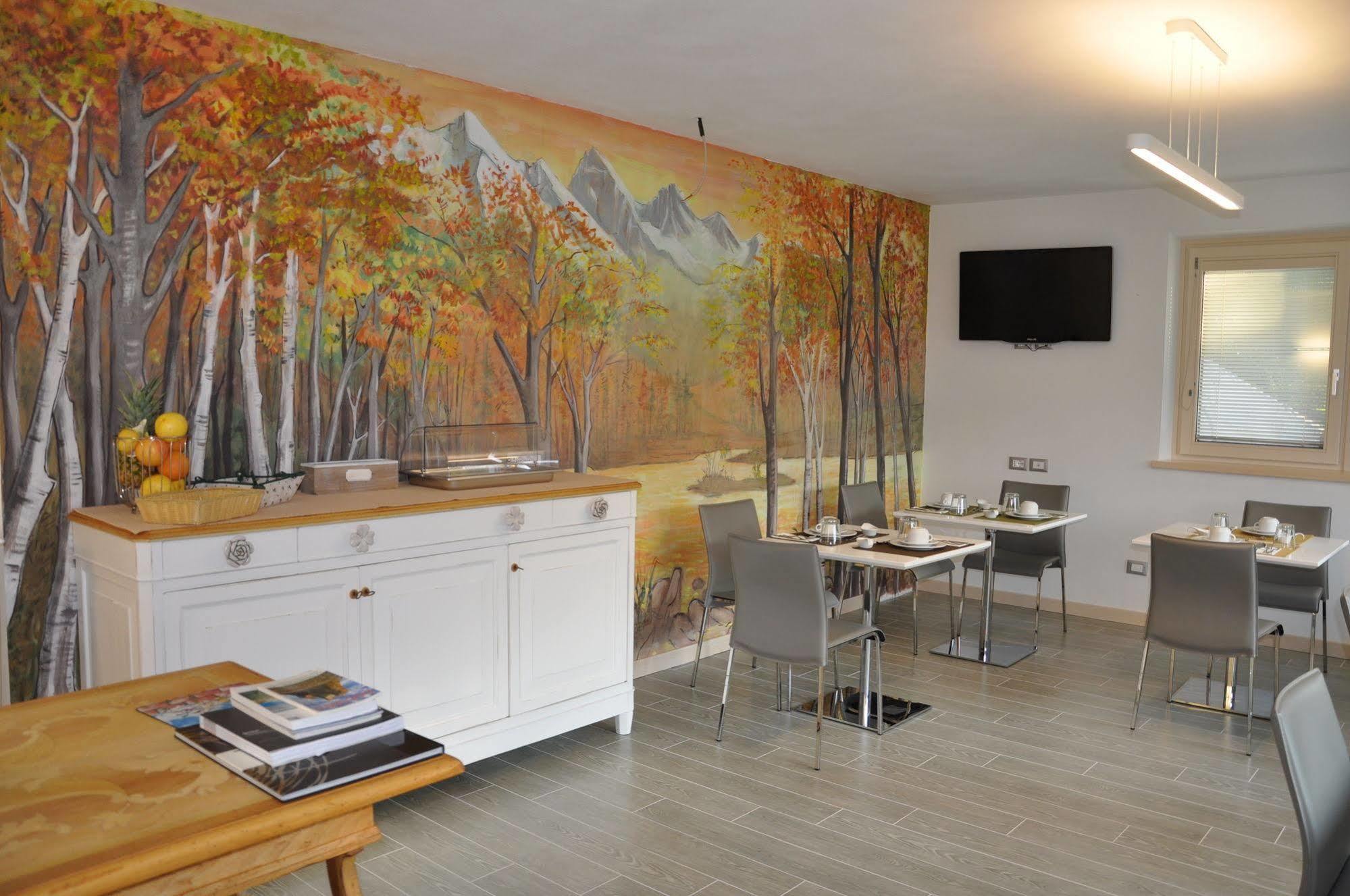 Affittacamere Rubino Guest House Ponte nellʼAlpi Eksteriør bilde