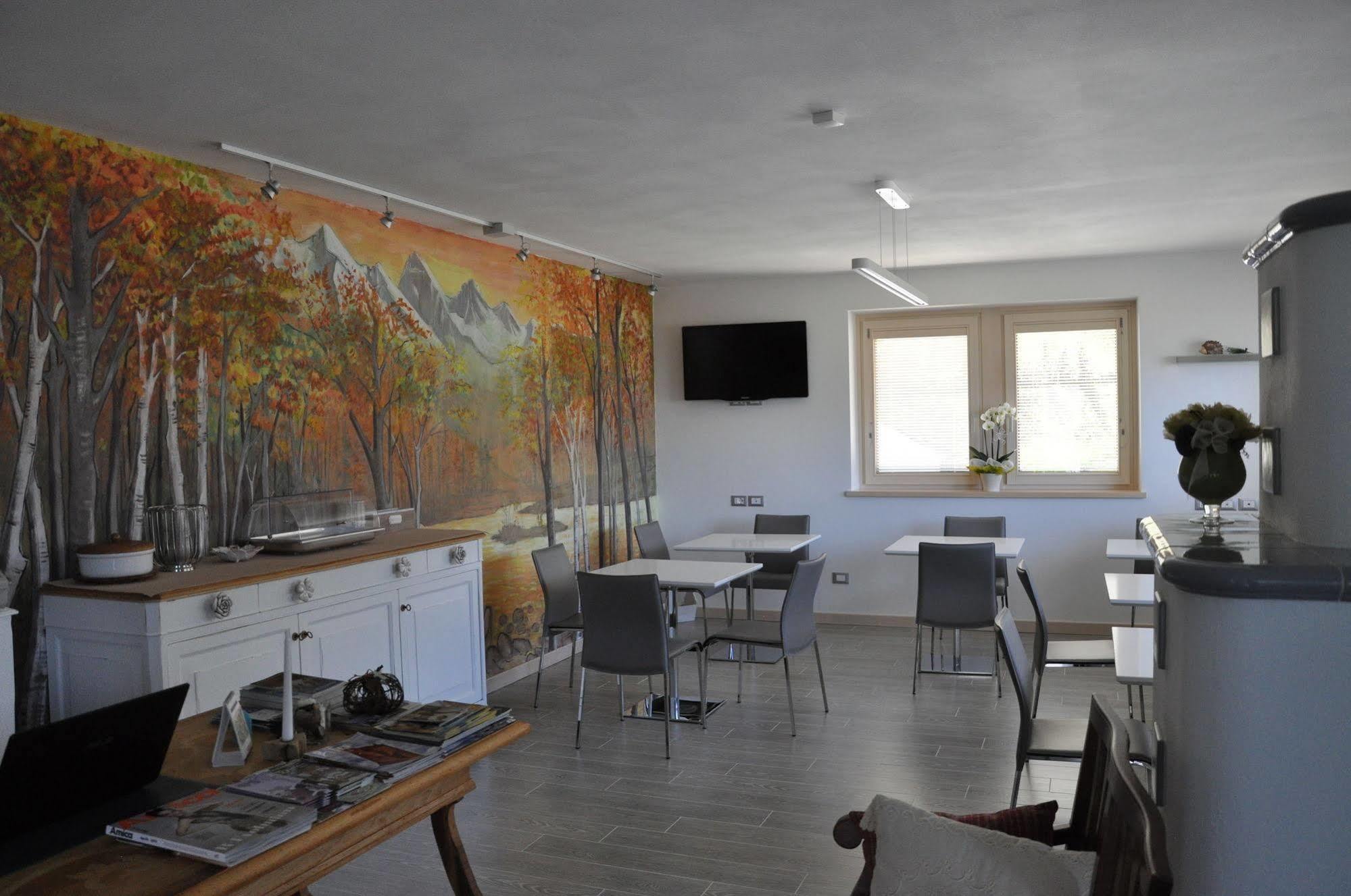 Affittacamere Rubino Guest House Ponte nellʼAlpi Eksteriør bilde